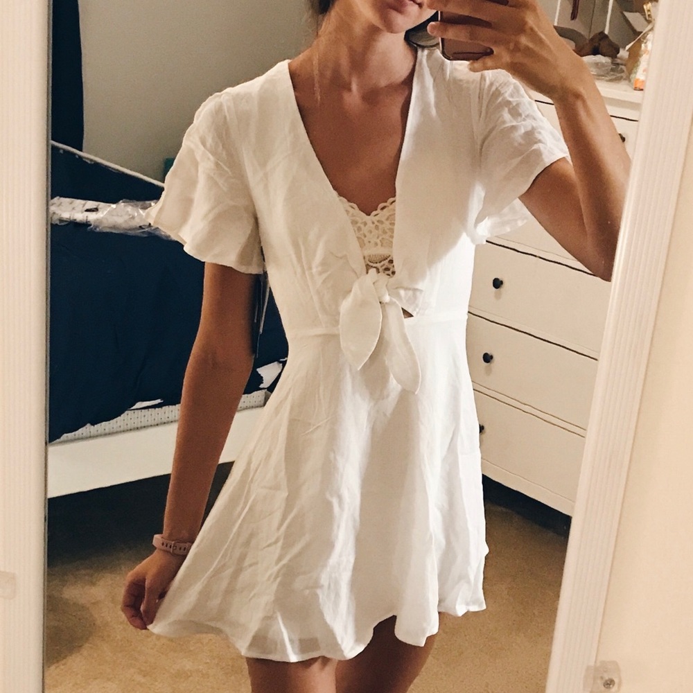 Lulu’s Tie-Front Dress